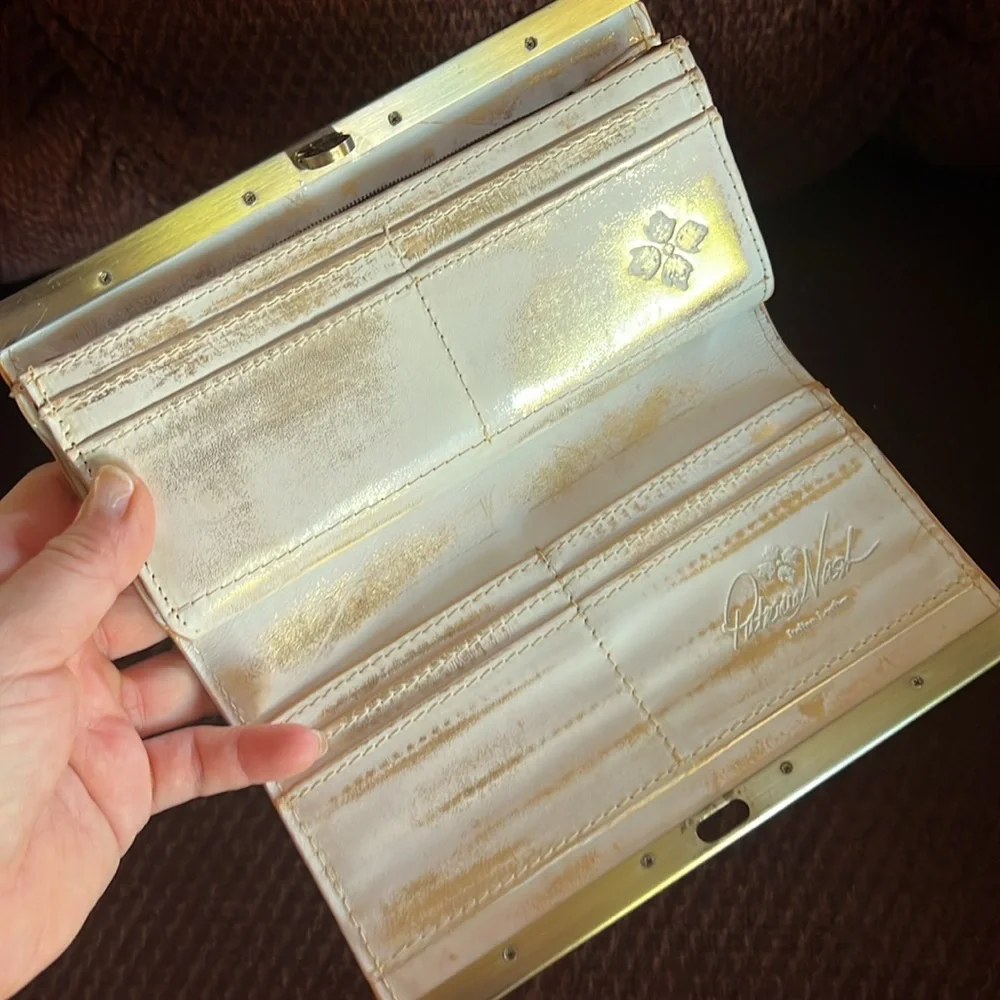 Patricia Nash leather wallet